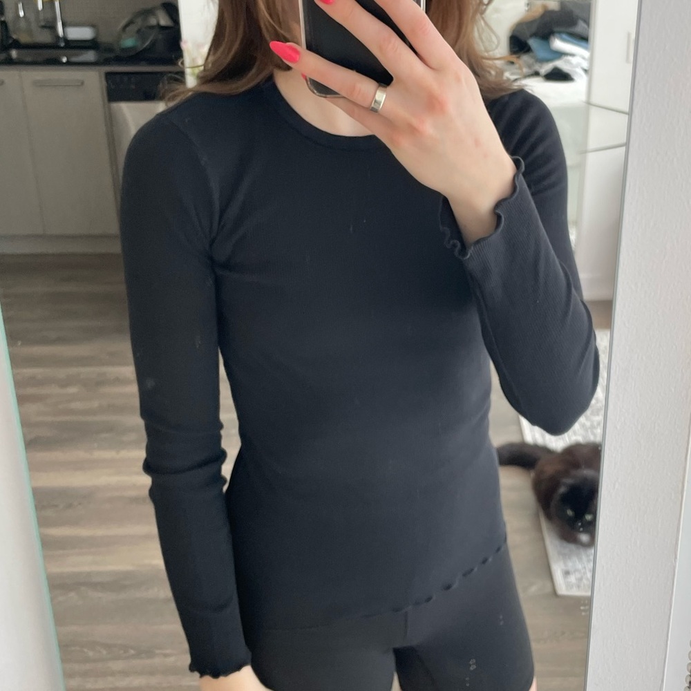 Aritzia - Denim Forum long sleeve, black